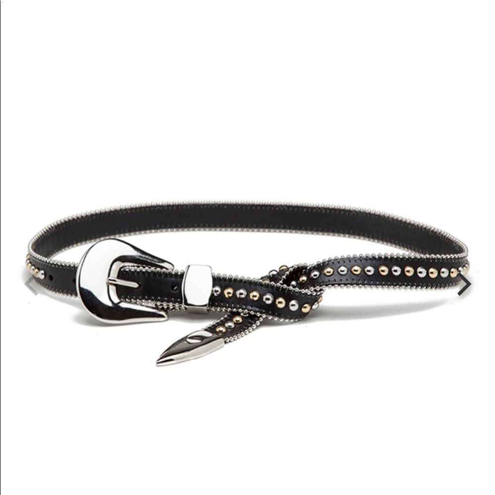 B-LOW THE BELT Black Waist Belt